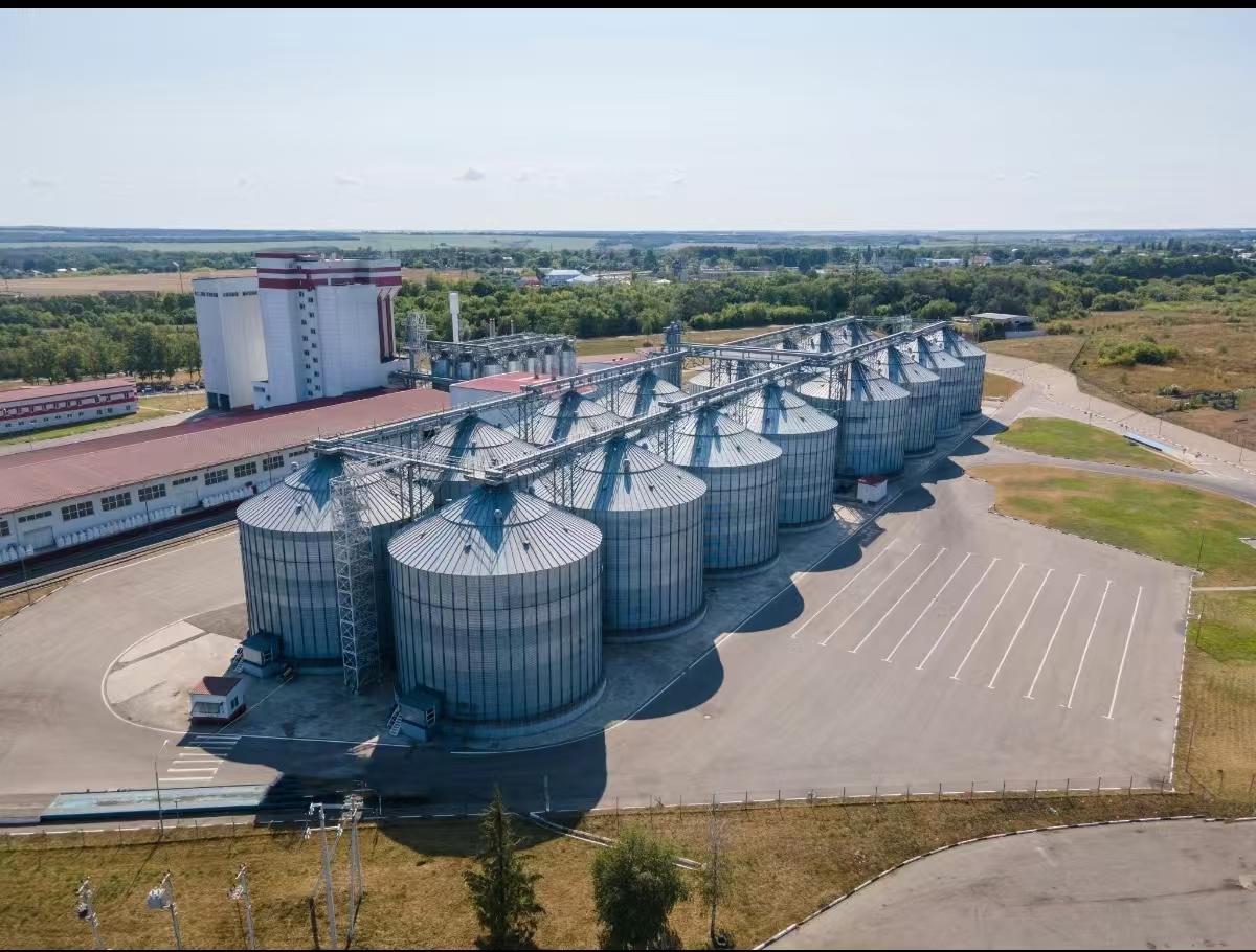 Industrial storage tanks and logistics facilities